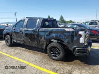 ✅ 2021 Chevrolet Silverado 1500 LT Trail Boss • VIN: 1GCPYFEL6MZ234755 • Lot: 57093574. Wystawiony na Copart z przebiegiem 42 589 mil. Bezpłatny archiwum sprzedaży aukcyjnych z USA i szczegółowy raport historii pojazdu na DreamBid. Zdjęcie 2.