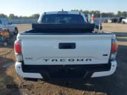 ✅ 2023 Toyota Tacoma SR • VIN: 3TMCZ5AN5PM558010 • Лот: 43358292. Опубликован ранее на IAAI с пробегом 26 117 миль. Бесплатный доступ к архиву аукционных продаж из США и подробный отчёт об истории автомобиля на DreamBid. Изображение 17.