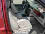 2010 Chevrolet Suburban LT z VIN 1GNUKJE30AR244983, wystawiony jako Copart lot #61648495 z przebiegiem 154 958 mil mil oraz Szkoda całkowita • Salvage title. Historia ofert i sprzedaży dostępna na DreamBid. Obrazek 7.