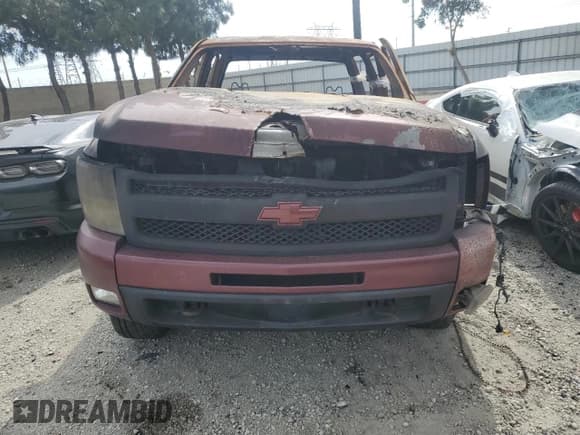 ✅ 2008 Chevrolet Silverado 1500 LTZ • VIN: 2GCFK13Y981120536 • Lot: 50152555. Listed on Copart with Not provided. Free auction sales archive from the USA and detailed vehicle history report at DreamBid. Image 5.