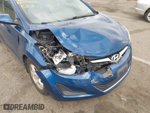 ✅ 2015 Hyundai Elantra SE • VIN: KMHDH4AE4FU389704 • Lot: 43702083. Listed on IAAI with 125,881 mi. Free auction sales archive from the USA and detailed vehicle history report at DreamBid. Image 12.