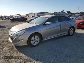 ✅ 2012 Hyundai Sonata Hybrid • VIN: KMHEC4A41CA056805 • Lot: 80764835. Wystawiony na Copart z przebiegiem 156 801 mil. Bezpłatny archiwum sprzedaży aukcyjnych z USA i szczegółowy raport historii pojazdu na DreamBid. Zdjęcie 1.