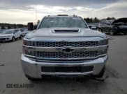 ✅ 2019 Chevrolet Silverado 2500HD Work Truck • VIN: 1GC1KREY3KF112468 • Lot: 53118505. Wystawiony na Copart z przebiegiem 192 426 mil. Bezpłatny archiwum sprzedaży aukcyjnych z USA i szczegółowy raport historii pojazdu na DreamBid. Zdjęcie 5.