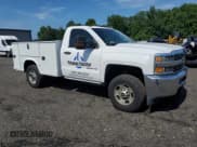 ✅ 2015 Chevrolet Silverado 2500HD Work Truck • VIN: 1GB0CUEG5FZ505111 • Lot: 64945525. Wystawiony na Copart z przebiegiem 253 037 mil. Bezpłatny archiwum sprzedaży aukcyjnych z USA i szczegółowy raport historii pojazdu na DreamBid. Zdjęcie 4.