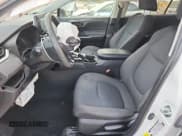 ✅ 2022 Toyota RAV4 LE • VIN: 2T3H1RFV8NW238091 • Lot: 81226135. Wystawiony na Copart z przebiegiem 52 362 mil. Bezpłatny archiwum sprzedaży aukcyjnych z USA i szczegółowy raport historii pojazdu na DreamBid. Zdjęcie 7.