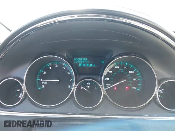 ✅ 2016 Buick Enclave Premium • VIN: 5GAKVCKD5GJ155175 • Lot: 42905776. Wystawiony na IAAI z przebiegiem 124 839 mil. Bezpłatny archiwum sprzedaży aukcyjnych z USA i szczegółowy raport historii pojazdu na DreamBid. Zdjęcie 7.