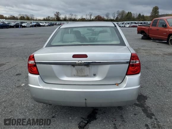 ✅ 2005 Chevrolet Malibu • VIN: 1G1ZS52F45F285282 • Lot: 90914655. Listed on Copart with Not provided. Free auction sales archive from the USA and detailed vehicle history report at DreamBid. Image 6.