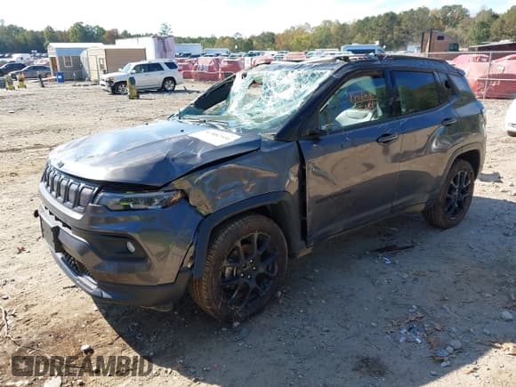 ✅ 2022 Jeep Compass Latitude • VIN: 3C4NJDBB6NT231116 • Лот: 43482556. Опубликован ранее на IAAI с пробегом Не указан. Бесплатный доступ к архиву аукционных продаж из США и подробный отчёт об истории автомобиля на DreamBid. Изображение 2.