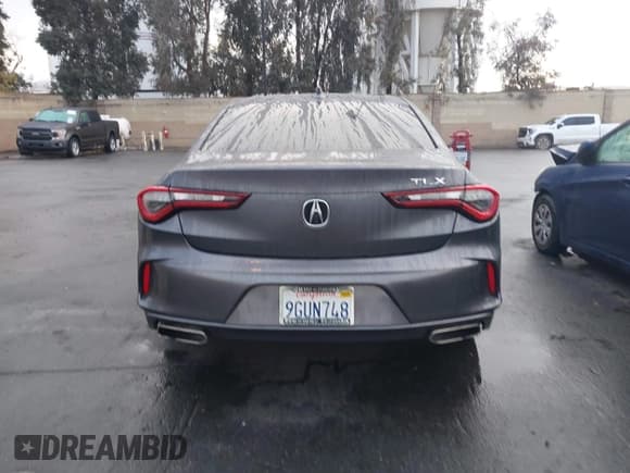 ✅ 2022 Acura TLX Technology • VIN: 19UUB5F46NA003037 • Lot: 41734924. Listed on IAAI with 25,096 mi. Free auction sales archive from the USA and detailed vehicle history report at DreamBid. Image 17.