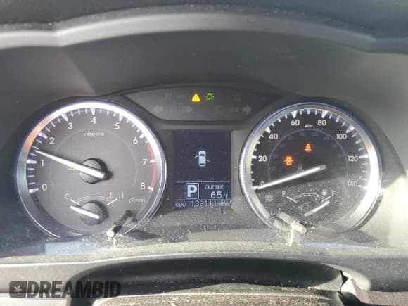 ✅ 2014 Toyota Highlander LE • VIN: 5TDBKRFH0ES067044 • Lot: 81862045. Listed on Copart with 139,111 mi. Free auction sales archive from the USA and detailed vehicle history report at DreamBid. Image 9.