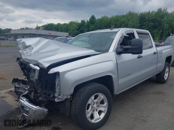 ✅ 2014 Chevrolet Silverado 1500 LT • VIN: 1GCUKRECXEF193796 • Lot: 42843065. Wystawiony na IAAI z przebiegiem 125 130 mil. Bezpłatny archiwum sprzedaży aukcyjnych z USA i szczegółowy raport historii pojazdu na DreamBid. Zdjęcie 17.
