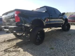 ✅ 2021 Chevrolet Silverado 1500 LT Trail Boss • VIN: 1GCPYFEL0MZ153685 • Lot: 68606304. Wystawiony na Copart z przebiegiem 51 916 mil. Bezpłatny archiwum sprzedaży aukcyjnych z USA i szczegółowy raport historii pojazdu na DreamBid. Zdjęcie 3.