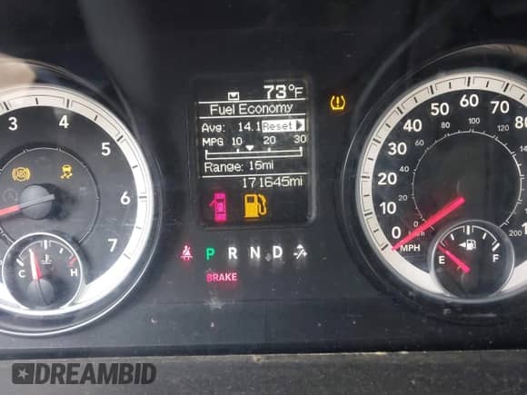 2014 Ram 1500 Express с VIN 1C6RR7FT4ES351004, выставлен на аукционе IAAI как лот 42141410 с пробегом 171 645 миль миль и . История ставок и продаж доступна на DreamBid. Изображение 15.