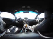 ✅ 2015 Hyundai Genesis Coupe R-Spec • VIN: KMHHU6KJ6FU127087 • Lot: 42065618. Wystawiony na IAAI z przebiegiem 68 491 mil. Bezpłatny archiwum sprzedaży aukcyjnych z USA i szczegółowy raport historii pojazdu na DreamBid. Zdjęcie 19.