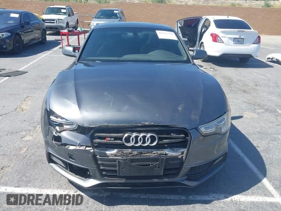 ✅ 2016 Audi S5 Premium Plus • VIN: WAUG4AFR9GA008680 • Lot: 42533150. Wystawiony na IAAI z przebiegiem 126 838 mil. Bezpłatny archiwum sprzedaży aukcyjnych z USA i szczegółowy raport historii pojazdu na DreamBid. Zdjęcie 6.