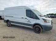 ✅ 2016 Ford Transit • VIN: 1FTYR2DG5GKB47182 • Lot: 60912595. Wystawiony na Copart z przebiegiem 158 262 mil. Bezpłatny archiwum sprzedaży aukcyjnych z USA i szczegółowy raport historii pojazdu na DreamBid. Zdjęcie 4.