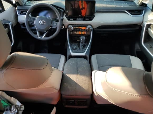 ✅ 2023 Toyota RAV4 Limited • VIN: 2T3N1RFV9PC361227 • Лот: 63827845. Опубликован ранее на Copart с пробегом 9 485 миль. Бесплатный доступ к архиву аукционных продаж из США и подробный отчёт об истории автомобиля на DreamBid. Изображение 8.