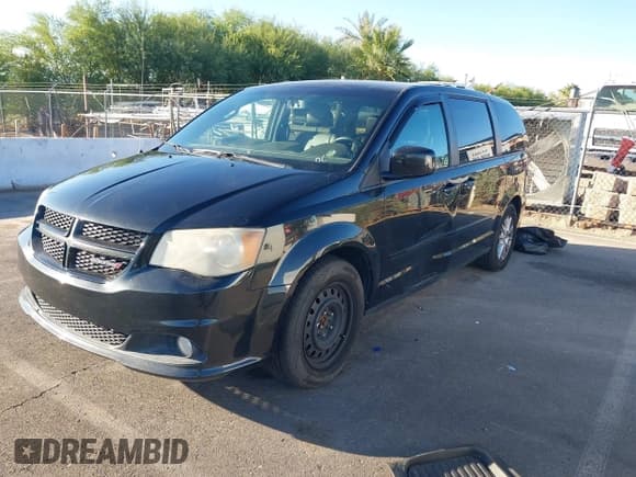 ✅ 2012 Dodge Grand Caravan R/T • VIN: 2C4RDGEG0CR336445 • Лот: 43502977. Опубликован ранее на IAAI с пробегом 159 177 миль. Бесплатный доступ к архиву аукционных продаж из США и подробный отчёт об истории автомобиля на DreamBid. Изображение 2.