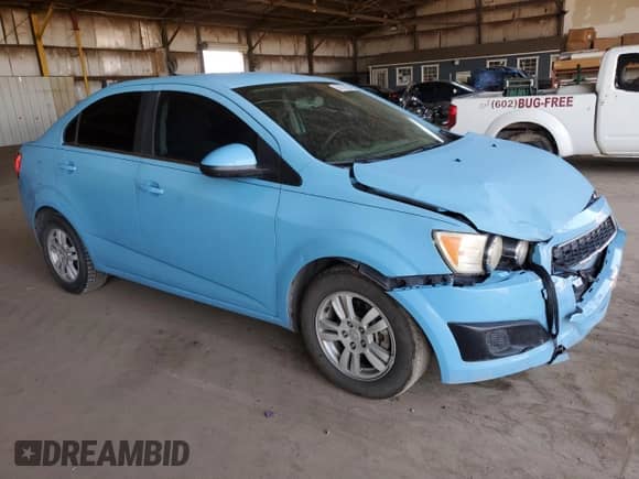 ✅ 2014 Chevrolet Sonic LT • VIN: 1G1JC5SH6E4169203 • Lot: 65759224. Wystawiony na Copart z przebiegiem 163 058 mil mil. Skorzystaj z bezpłatnego archiwum sprzedaży aukcyjnych z USA i zobacz szczegółowy raport historii pojazdu na DreamBid. Zdjęcie 4.