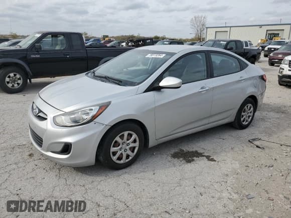 ✅ 2013 Hyundai Accent GLS • VIN: KMHCT4AE3DU569201 • Лот: 78073264. Опубликован ранее на Copart с пробегом 146 448 миль. Бесплатный доступ к архиву аукционных продаж из США и подробный отчёт об истории автомобиля на DreamBid. Изображение 1.