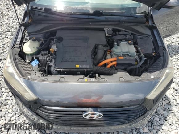 ✅ 2017 Hyundai Ioniq Blue • VIN: KMHC65LC5HU047944 • Lot: 55508195. Wystawiony na Copart z przebiegiem 65 406 mil. Bezpłatny archiwum sprzedaży aukcyjnych z USA i szczegółowy raport historii pojazdu na DreamBid. Zdjęcie 11.