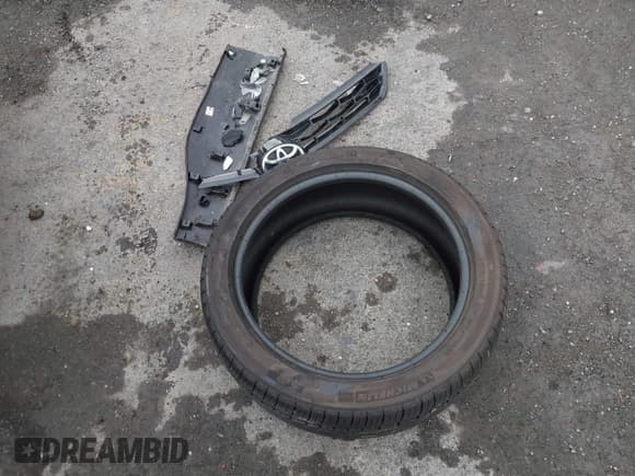 ✅ 2016 Toyota Corolla L • VIN: 5YFBURHE5GP442810 • Lot: 43464449. Listed on IAAI with 67,506 mi. Free auction sales archive from the USA and detailed vehicle history report at DreamBid. Image 12.