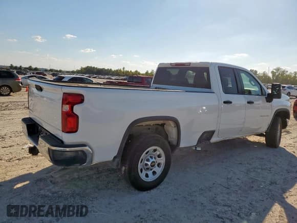 ✅ 2023 Chevrolet Silverado 2500HD Work Truck • VIN: 1GC5YLE70PF208991 • Lot: 86257655. Wystawiony na Copart z przebiegiem 84 392 mil. Bezpłatny archiwum sprzedaży aukcyjnych z USA i szczegółowy raport historii pojazdu na DreamBid. Zdjęcie 4.
