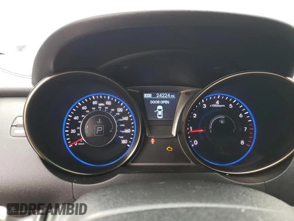 ✅ 2015 Hyundai Genesis Coupe 3.8L Base • VIN: KMHHT6KJ5FU130078 • Lot: 71293234. Wystawiony na Copart z przebiegiem 24 224 mil. Bezpłatny archiwum sprzedaży aukcyjnych z USA i szczegółowy raport historii pojazdu na DreamBid. Zdjęcie 9.