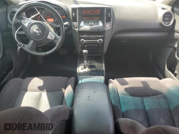 ✅ 2011 Nissan Maxima S • VIN: 1N4AA5AP7BC859149 • Лот: 70821145. Опубликован ранее на Copart с пробегом 216 386 миль. Бесплатный доступ к архиву аукционных продаж из США и подробный отчёт об истории автомобиля на DreamBid. Изображение 8.