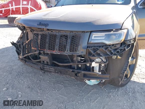 ✅ 2015 Jeep Grand Cherokee Overland • VIN: 1C4RJFCGXFC215750 • Лот: 40795135. Опубликован ранее на IAAI с пробегом 89 110 миль. Бесплатный доступ к архиву аукционных продаж из США и подробный отчёт об истории автомобиля на DreamBid. Изображение 19.