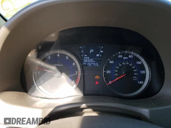 ✅ 2014 Hyundai Accent GLS • VIN: KMHCT4AE4EU655943 • Lot: 63986685. Listed on Copart with 192,753 mi. Free auction sales archive from the USA and detailed vehicle history report at DreamBid. Image 9.