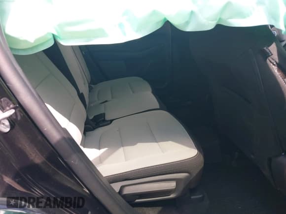 ✅ 2025 Ford Escape Active • VIN: 1FMCU0GN9SUA67139 • Lot: 42502587. Listed on IAAI with 5,138 mi. Free auction sales archive from the USA and detailed vehicle history report at DreamBid. Image 8.