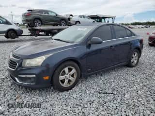 2015 Chevrolet Cruze LT with VIN 1G1PC5SB4F7151109, listed as a Copart auction lot 71853985 with 207,587 mi miles and Clean title. Bid and sale history available at DreamBid. Image 1.