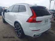 ✅ 2024 Volvo XC60 Ultimate Dark Theme • VIN: YV4H60DM9R1805451 • Lot: 42111447. Listed on IAAI with 8,967 mi. Free auction sales archive from the USA and detailed vehicle history report at DreamBid. Image 3.