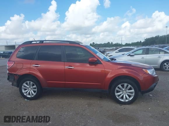 ✅ 2011 Subaru Forester X Premium • VIN: JF2SHBCC6BH767134 • Lot: 42550427. Wystawiony na IAAI z przebiegiem 114 196 mil. Bezpłatny archiwum sprzedaży aukcyjnych z USA i szczegółowy raport historii pojazdu na DreamBid. Zdjęcie 14.