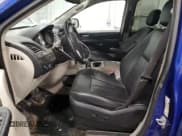 ✅ 2019 Dodge Grand Caravan Crew • VIN: 2C4RDGDG0KR633831 • Lot: 45202085. Wystawiony na Copart z przebiegiem 108 072 mil. Bezpłatny archiwum sprzedaży aukcyjnych z USA i szczegółowy raport historii pojazdu na DreamBid. Zdjęcie 7.