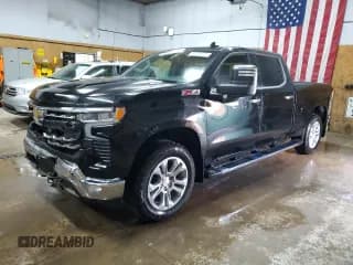 ✅ 2025 Chevrolet Silverado 1500 LTZ • VIN: 3GCUKGE84SG246339 • Lot: 69954895. Wystawiony na Copart z przebiegiem 6 945 mil. Bezpłatny archiwum sprzedaży aukcyjnych z USA i szczegółowy raport historii pojazdu na DreamBid. Zdjęcie 1.