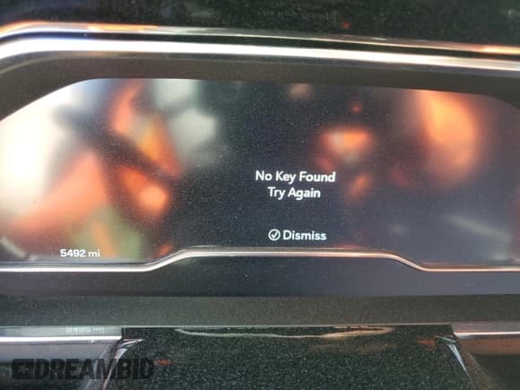 ✅ 2024 Chevrolet Silverado 1500 • VIN: 3GCPAEE80RG288621 • Лот: 77866144. Опубликован ранее на Copart с пробегом 5 492 миль. Бесплатный доступ к архиву аукционных продаж из США и подробный отчёт об истории автомобиля на DreamBid. Изображение 9.