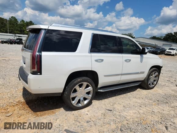 ✅ 2020 Cadillac Escalade Luxury • VIN: 1GYS3BKJ9LR163029 • Lot: 71188155. Listed on Copart with 89,113 mi. Free auction sales archive from the USA and detailed vehicle history report at DreamBid. Image 3.