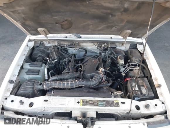 ✅ 2003 Ford Ranger XL • VIN: 1FTYR14V83PB01948 • Lot: 43290091. Wystawiony na IAAI z przebiegiem 235 398 mil. Bezpłatny archiwum sprzedaży aukcyjnych z USA i szczegółowy raport historii pojazdu na DreamBid. Zdjęcie 10.