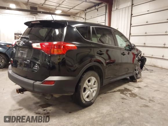✅ 2013 Toyota RAV4 LE • VIN: 2T3BFREV4DW036288 • Lot: 43547746. Listed on IAAI with 215,248 mi. Free auction sales archive from the USA and detailed vehicle history report at DreamBid. Image 4.