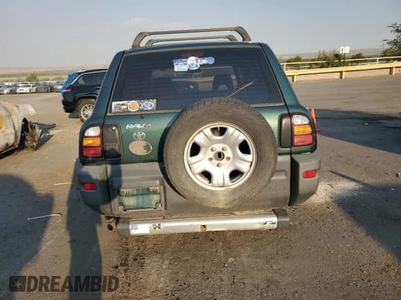 ✅ 1999 Toyota RAV4 • VIN: JT3HP10V3X0213975 • Lot: 67766665. Wystawiony na Copart z przebiegiem 213 462 mil. Bezpłatny archiwum sprzedaży aukcyjnych z USA i szczegółowy raport historii pojazdu na DreamBid. Zdjęcie 6.