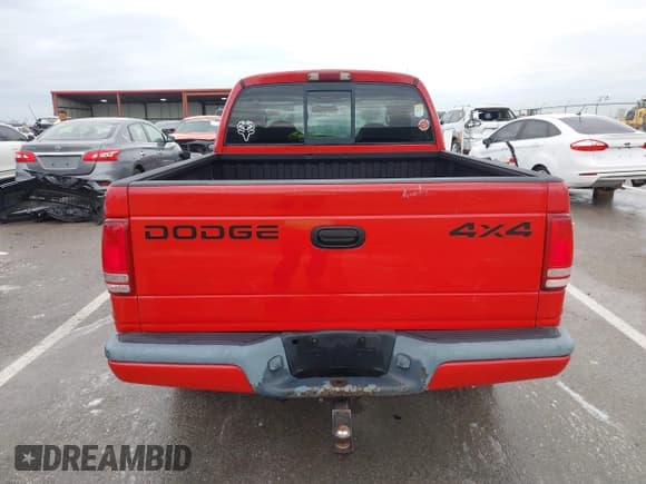 ✅ 2000 Dodge Dakota Sport • VIN: 1B7GG2ANXYS621732 • Lot: 41930673. Wystawiony na IAAI z przebiegiem 145 653 mil. Bezpłatny archiwum sprzedaży aukcyjnych z USA i szczegółowy raport historii pojazdu na DreamBid. Zdjęcie 16.
