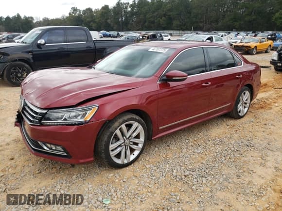✅ 2016 Volkswagen Passat SEL Premium • VIN: 1VWCS7A30GC043767 • Лот: 46787775. Опубликован ранее на Copart с пробегом 142 792 миль. Бесплатный доступ к архиву аукционных продаж из США и подробный отчёт об истории автомобиля на DreamBid. Изображение 1.