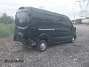 ✅ 2024 Ford Transit • VIN: 1FTYE2C82RKB74672 • Lot: 42952929. Wystawiony na IAAI z przebiegiem 12 042 mil. Bezpłatny archiwum sprzedaży aukcyjnych z USA i szczegółowy raport historii pojazdu na DreamBid. Zdjęcie 4.