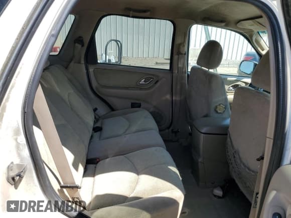 ✅ 2002 Mazda Tribute LX • VIN: 4F2YU09132KM10219 • Lot: 70619724. Wystawiony na Copart z przebiegiem 202 687 mil. Bezpłatny archiwum sprzedaży aukcyjnych z USA i szczegółowy raport historii pojazdu na DreamBid. Zdjęcie 11.