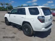 ✅ 2022 Toyota 4Runner Trail Special Edition • VIN: JTETU5JR6N6062840 • Lot: 42758723. Wystawiony na IAAI z przebiegiem 90 715 mil. Bezpłatny archiwum sprzedaży aukcyjnych z USA i szczegółowy raport historii pojazdu na DreamBid. Zdjęcie 3.