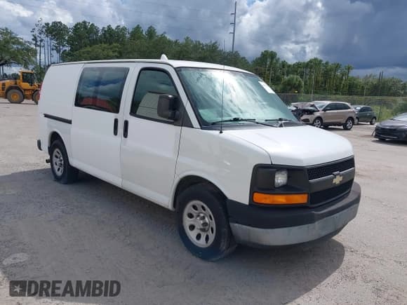 ✅ 2014 Chevrolet Express Cargo • VIN: 1GCSGAFX4E1163198 • Lot: 42931630. Listed on IAAI with 247,808 mi. Free auction sales archive from the USA and detailed vehicle history report at DreamBid. Image 1.