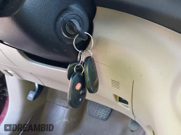 ✅ 2010 Toyota Highlander • VIN: 5TDZA3EH7AS007398 • Lot: 43616968. Listed on IAAI with Not provided. Free auction sales archive from the USA and detailed vehicle history report at DreamBid. Image 11.