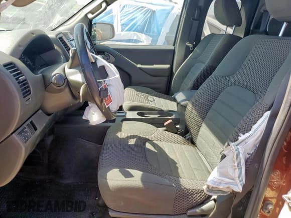 ✅ 2017 Nissan Frontier SV • VIN: 1N6DD0CUXHN700155 • Lot: 81985595. Listed on Copart with 110,455 mi. Free auction sales archive from the USA and detailed vehicle history report at DreamBid. Image 7.